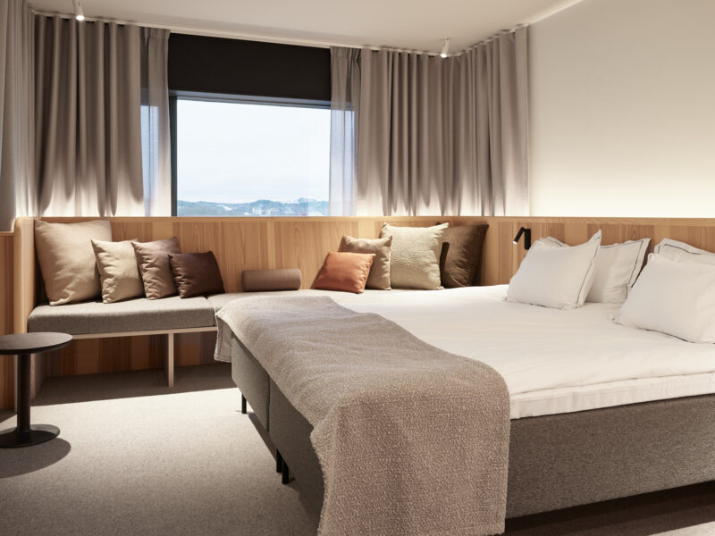 Hotellfotograf Gothia Towers Wingårdhs Arkitekter Ljust trä sobra färger